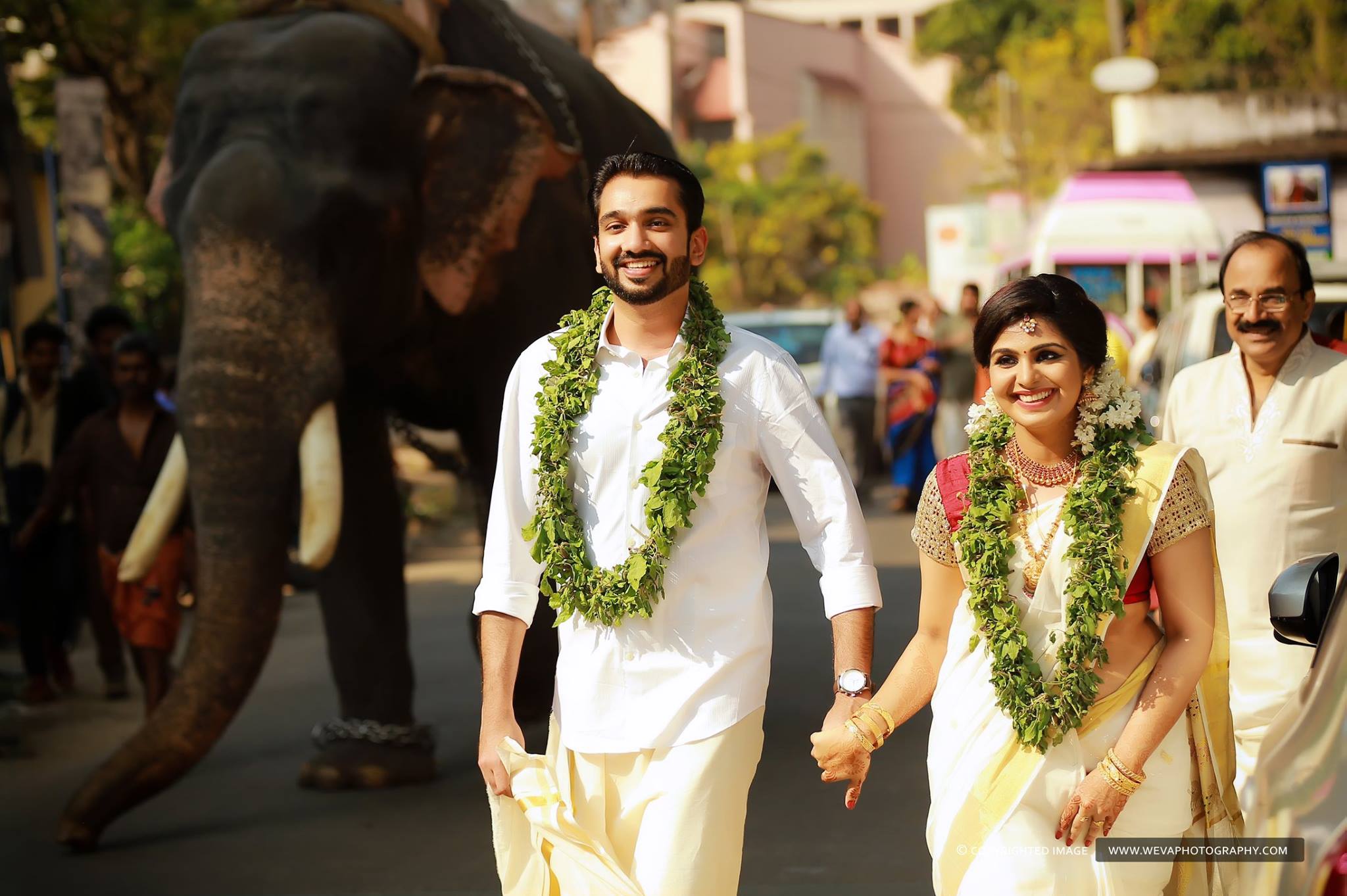 Grand Weddings Guruvayoor Temple, Kerala Traditional Weddings