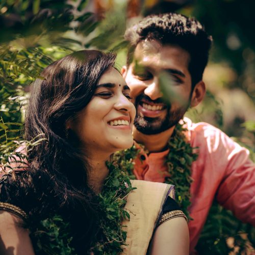 540 Koleksi Wallpaper Romantic Malayalam Gratis Terbaik