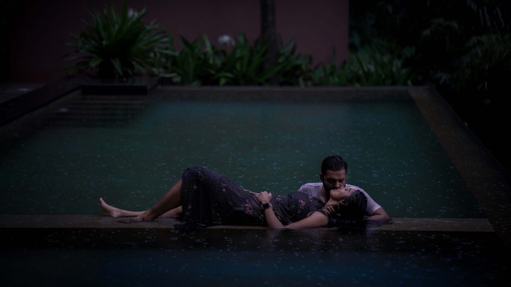 Couple Photography Rainforest Athirapally