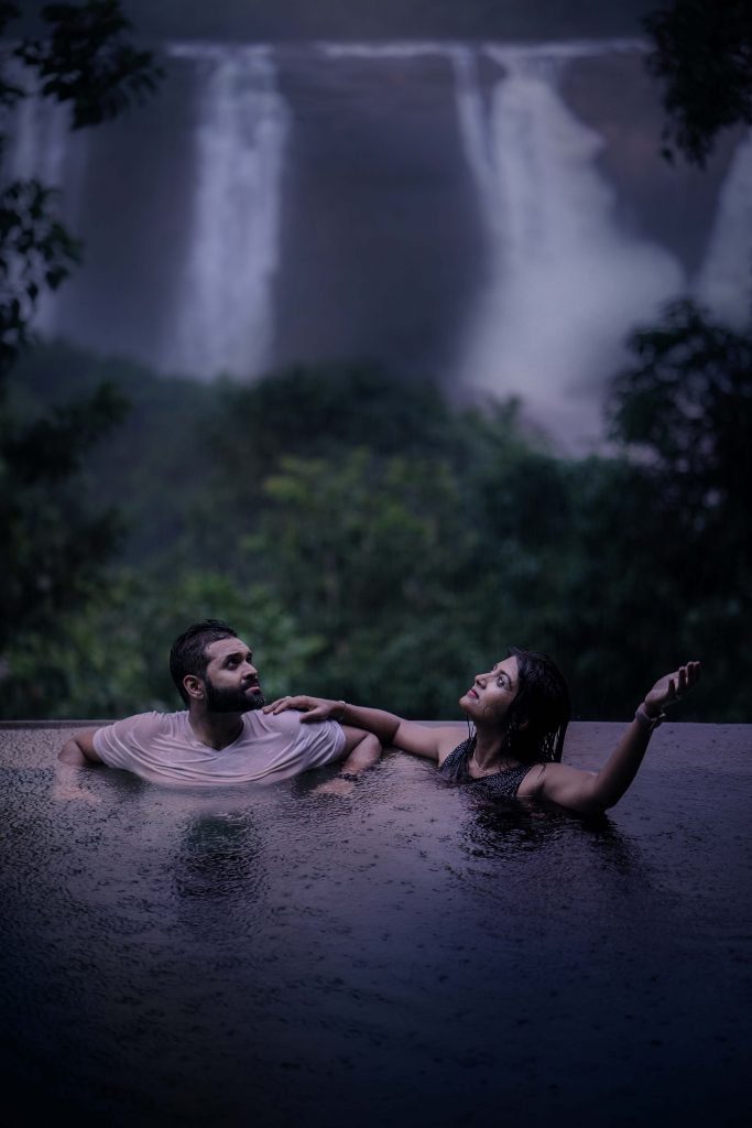 Couple Photography Rainforest Athirapally