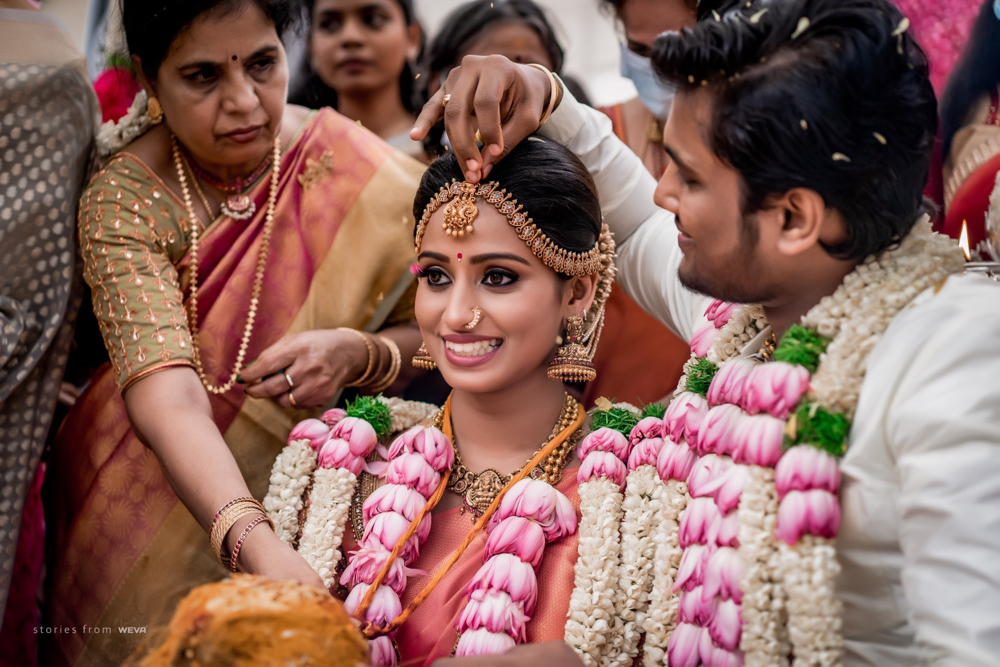 Super Trendy South Indian Bridal Poses - Weva Photography