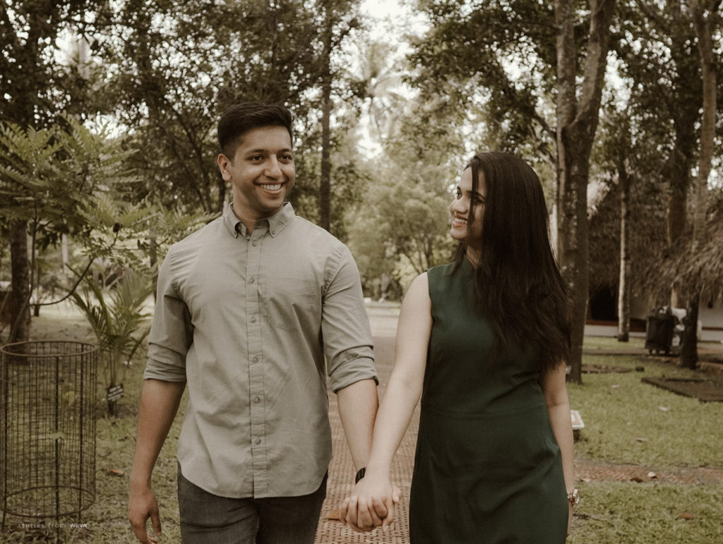Outdoor Couple Shoot at Mararai Beach Resorts
