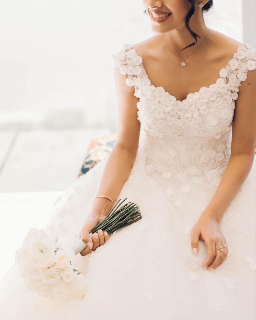 amazing lace styles for wedding