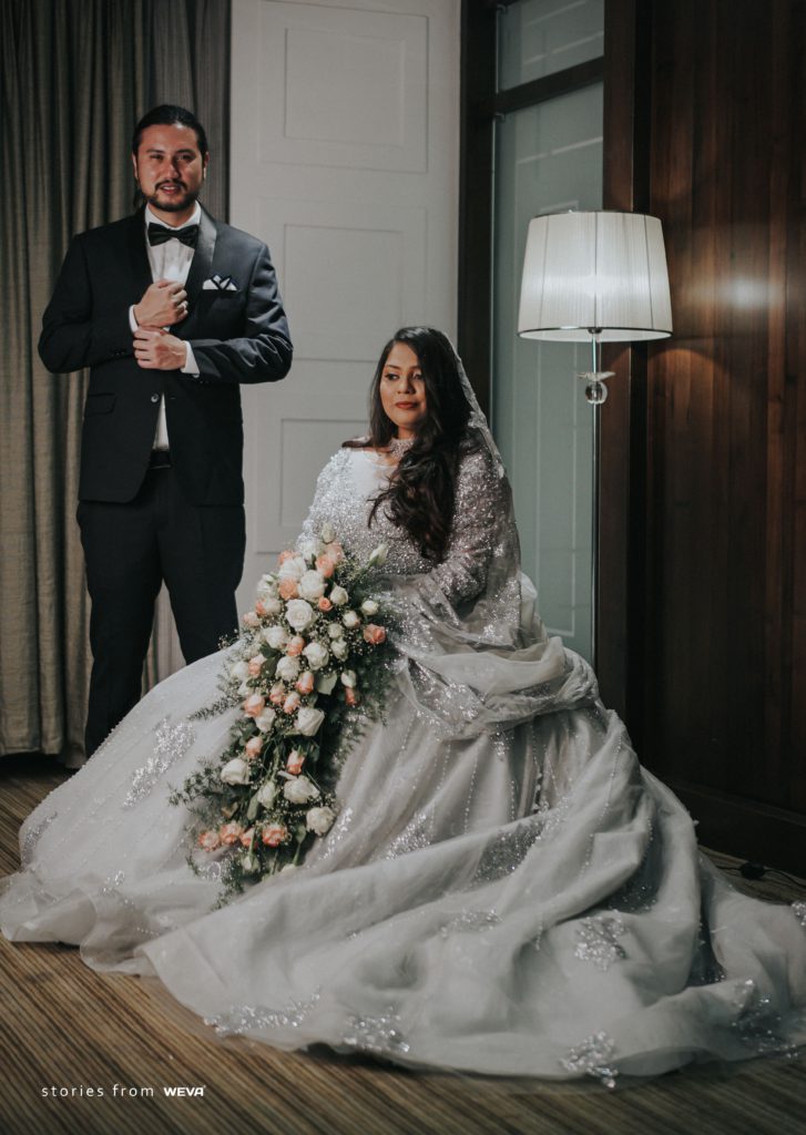 Hand Embroidered Corset, Long Train Wedding Dress, Ball Gown Wedding Dress,princess  Wedding Dress,white Bride Gown, Unique Design Dress - Etsy