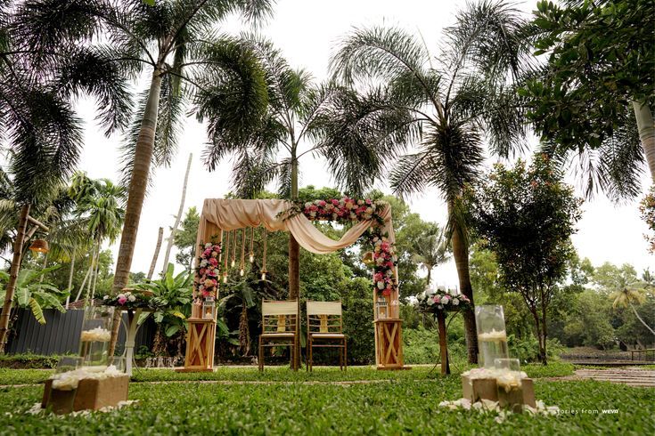 one-of-a-kind wedding stage ideas