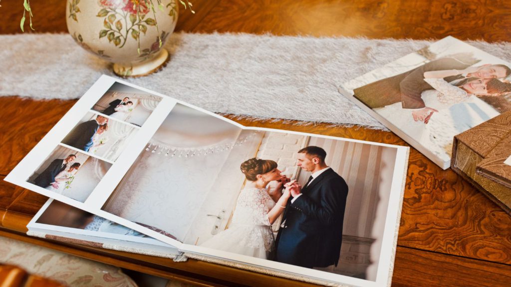 advantages of wedding albums