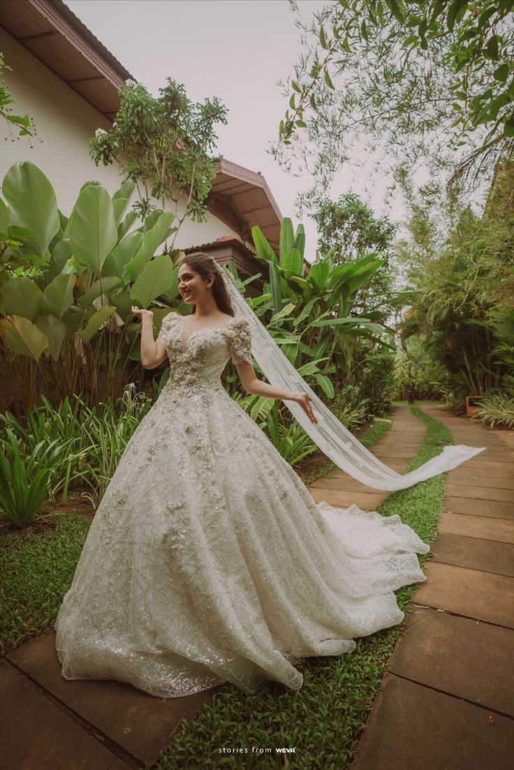 Choosing a Wedding Dress That Reflects Your Style